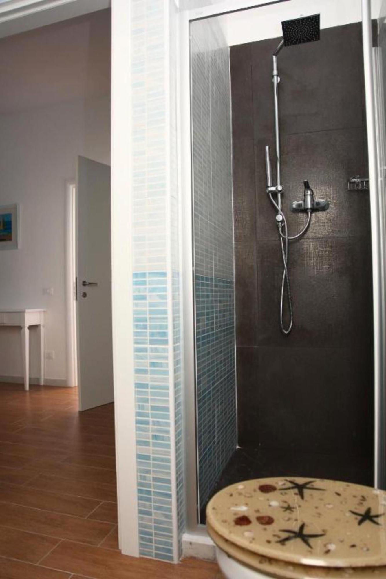 Bed And Breakfast Bagno Venezia Marina Di Carrara Eksteriør bilde