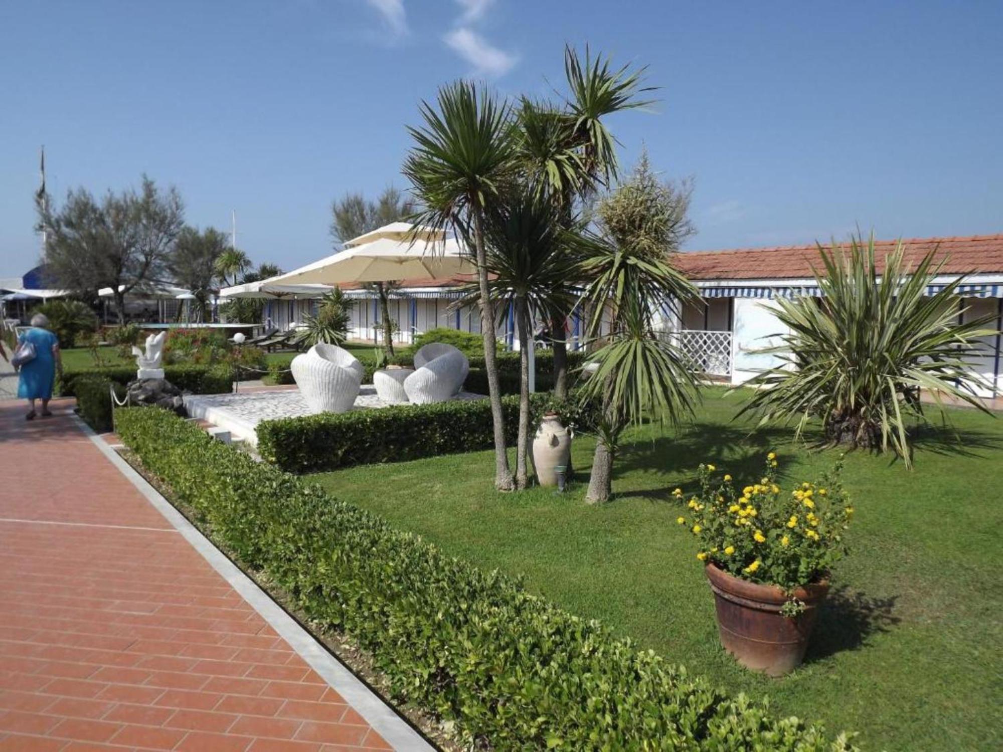 Bed And Breakfast Bagno Venezia Marina Di Carrara Eksteriør bilde
