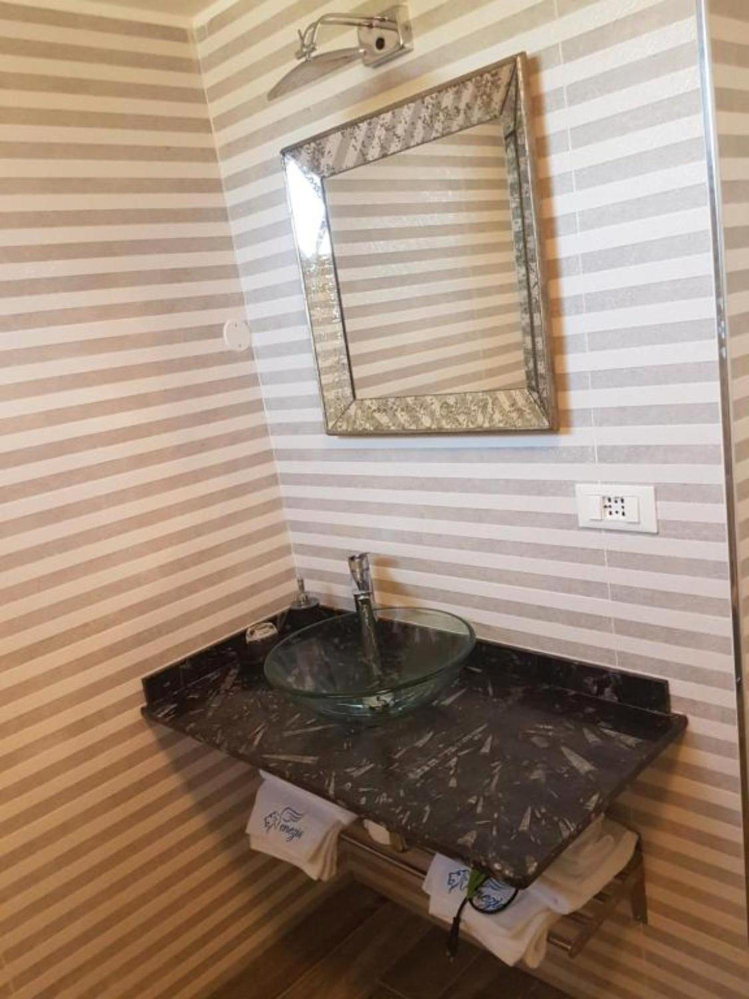 Bed And Breakfast Bagno Venezia Marina Di Carrara Eksteriør bilde